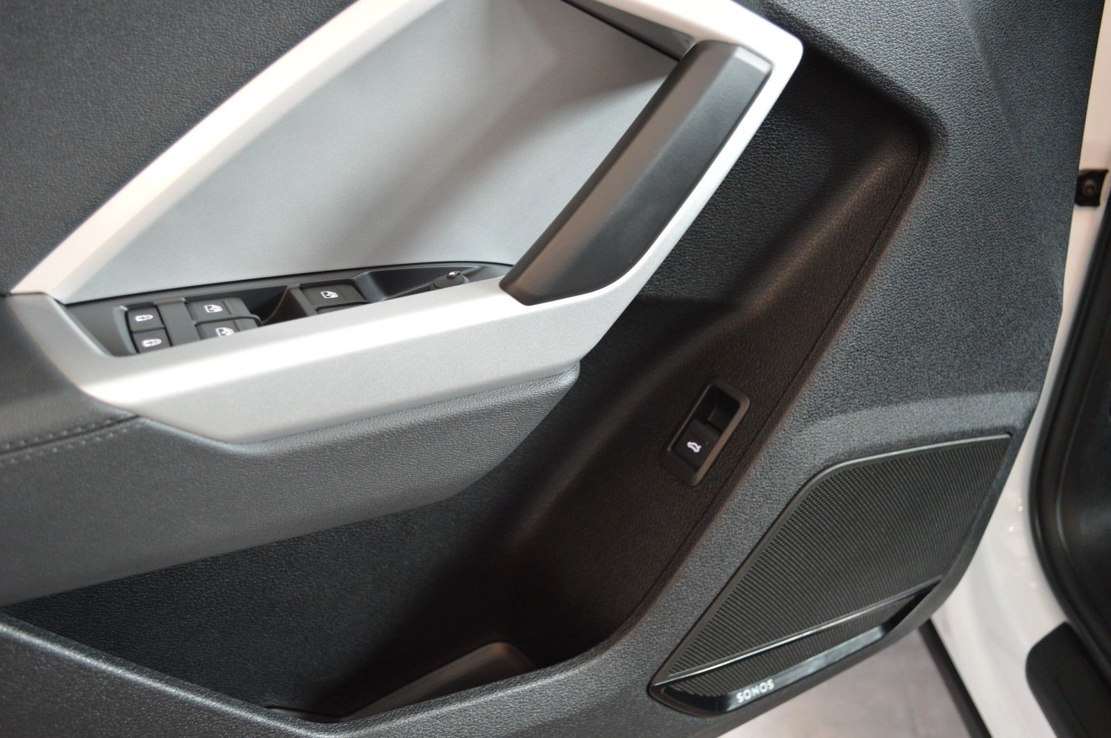 Audi Q3 35 TDI quattro - Samsaru's Car Outlet