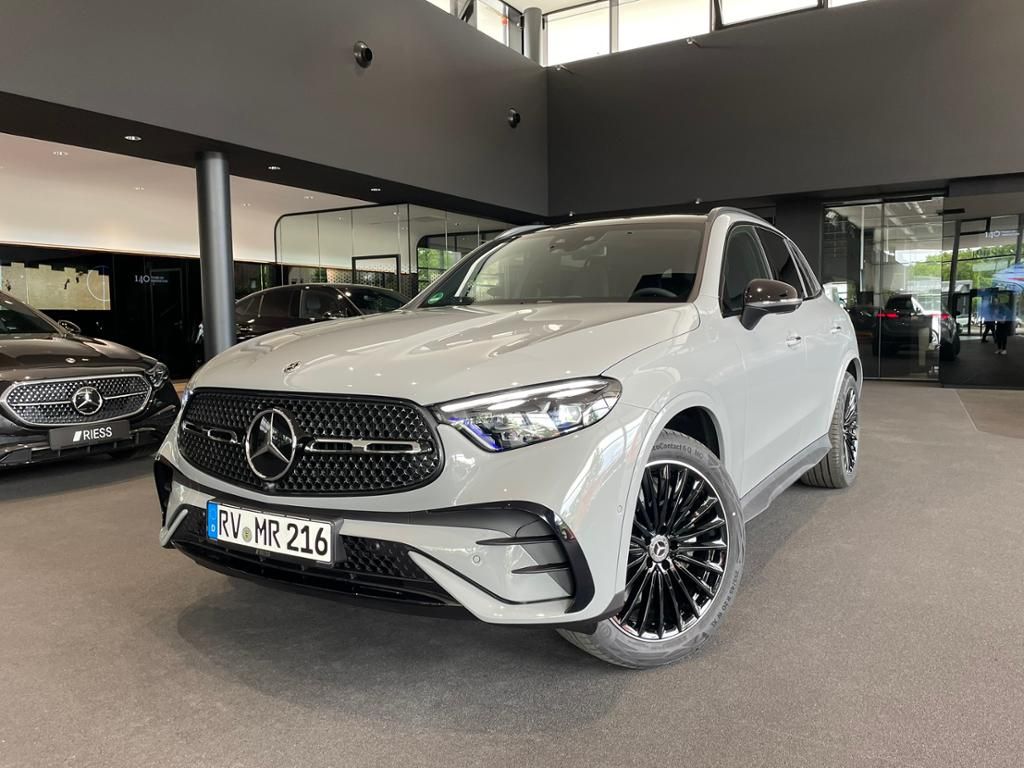 Mercedes-Benz GLC 300 d 4M AMG+PANO+AHK+DISTR+DIGI LIGHT+KEYL+