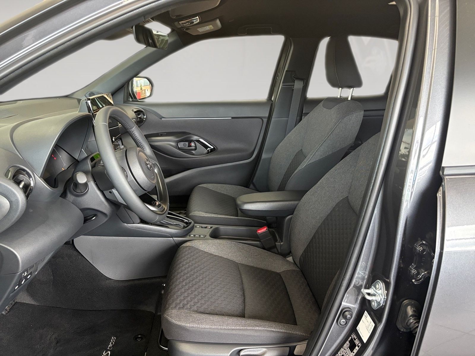 Toyota Yaris Cross 1.5 Teamplayer Winter+Safety ACC+LED
