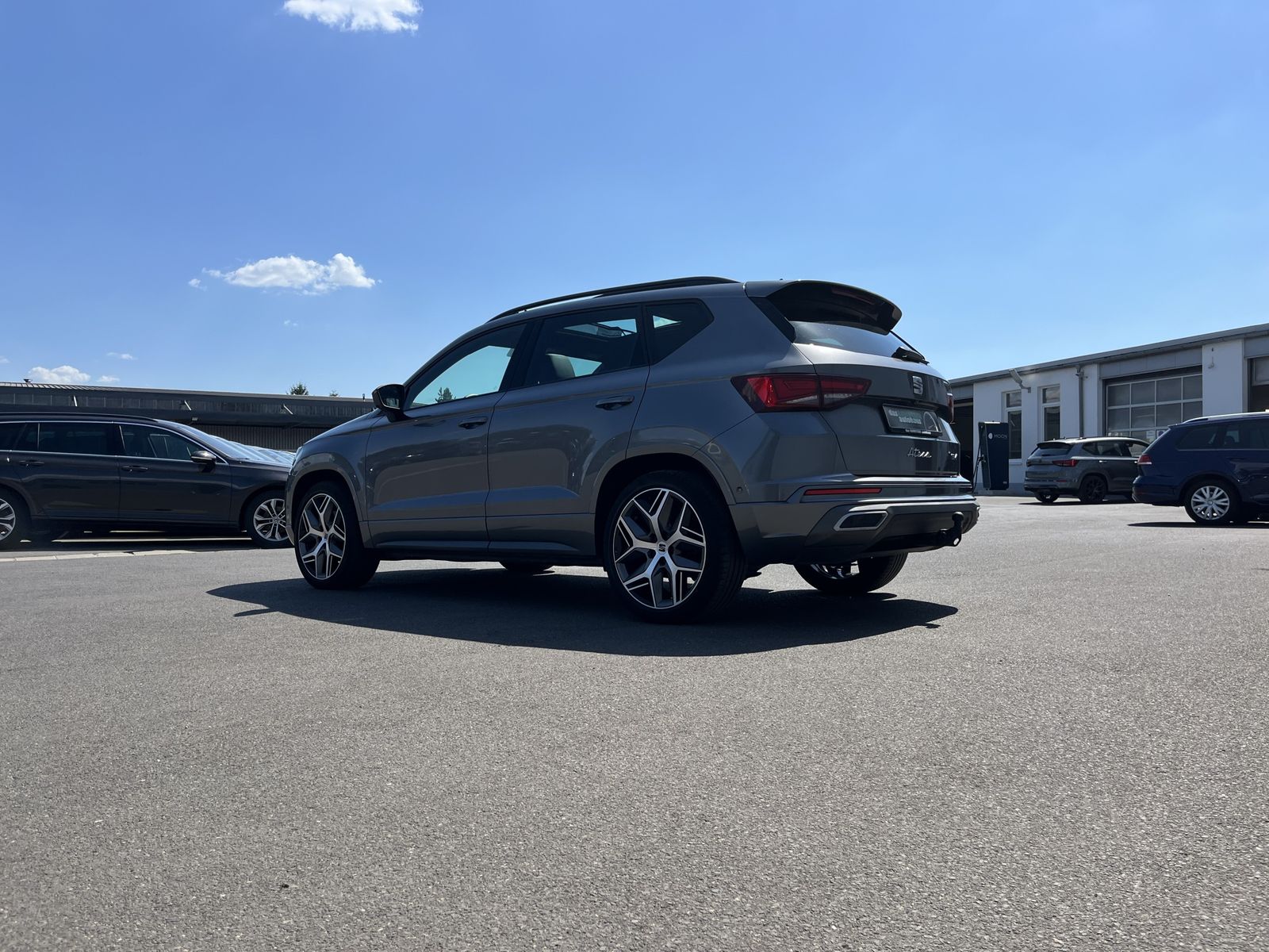 Seat Ateca 2.0 TDI DSG 4Drive FR AHK PANO STHZ Keyles