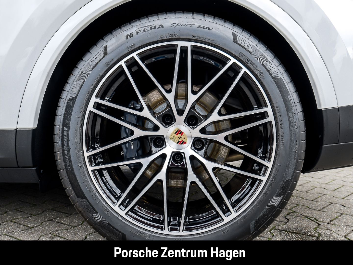 Porsche Cayenne E-Hybrid Coupe BOSE Luftfederung LED