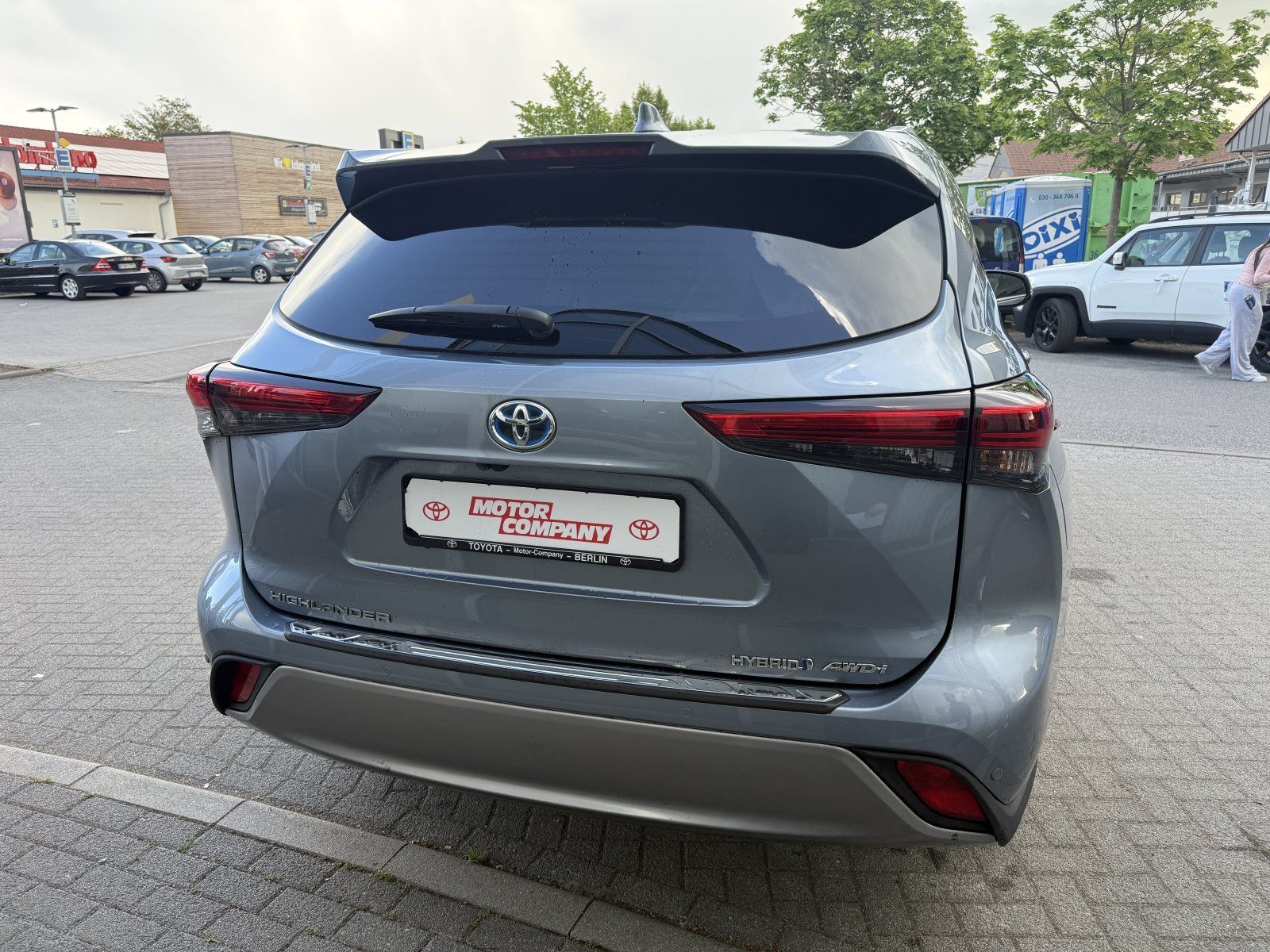 Toyota Highlander  2,5 l Hybrid  Luxury