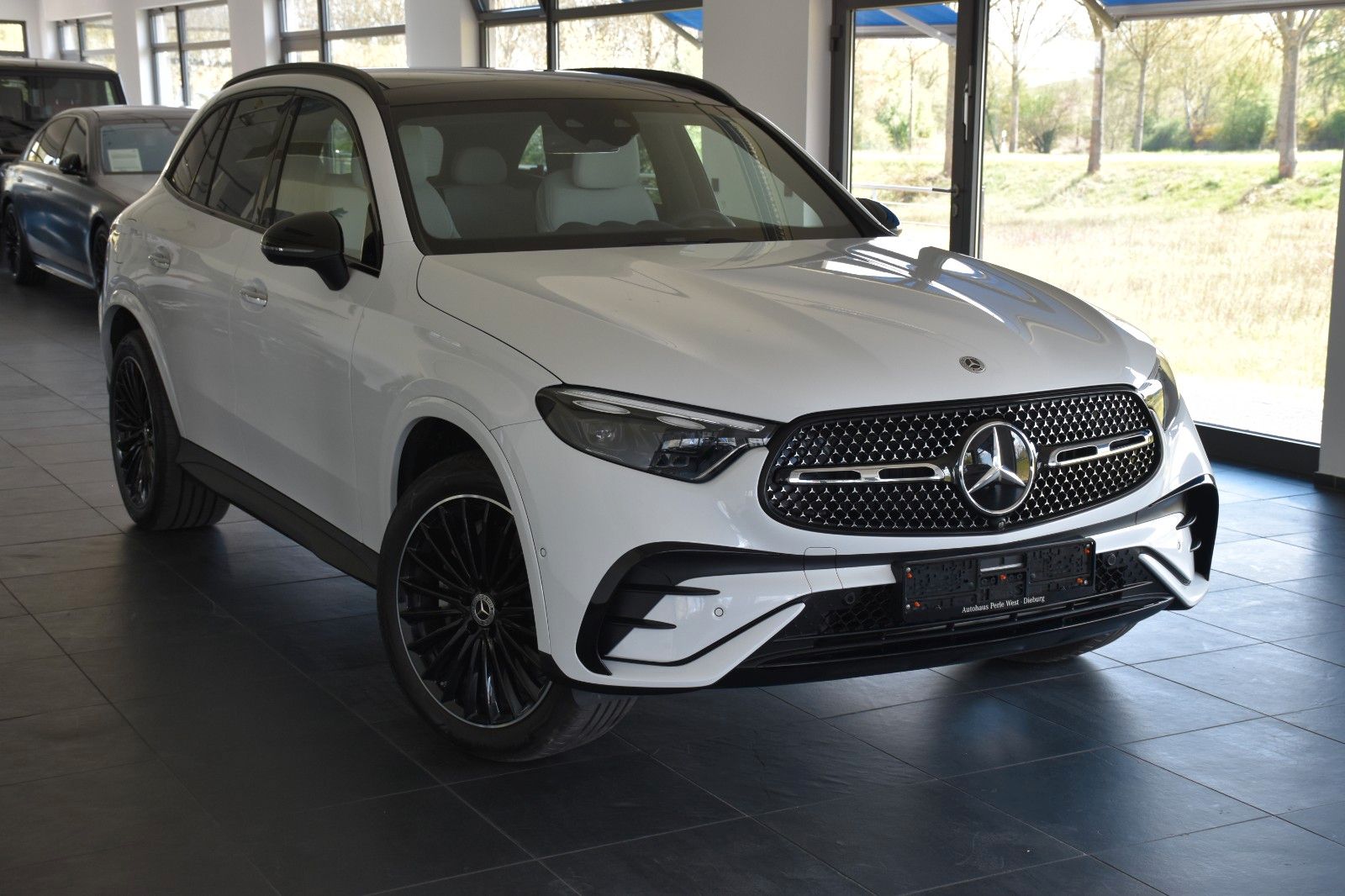 Mercedes-Benz GLC 300 de 4M AMG LINE - Samsaru's Car Outlet