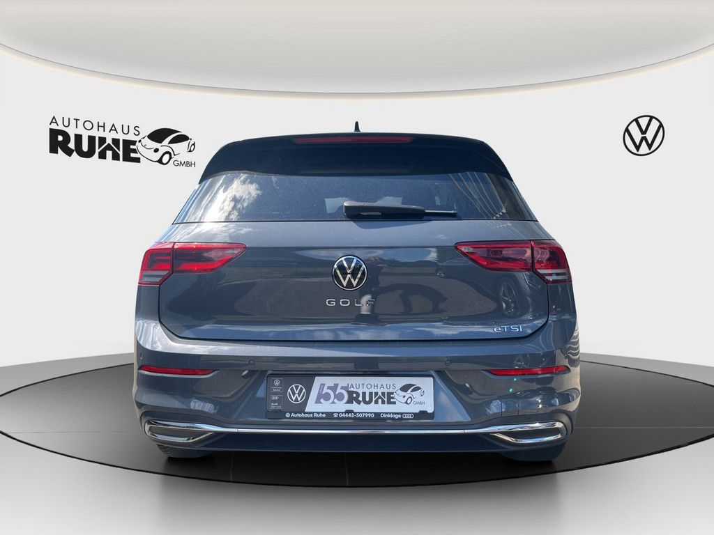 Volkswagen Golf VIII Style 1.5 l eTSI - Samsaru's Car Outlet
