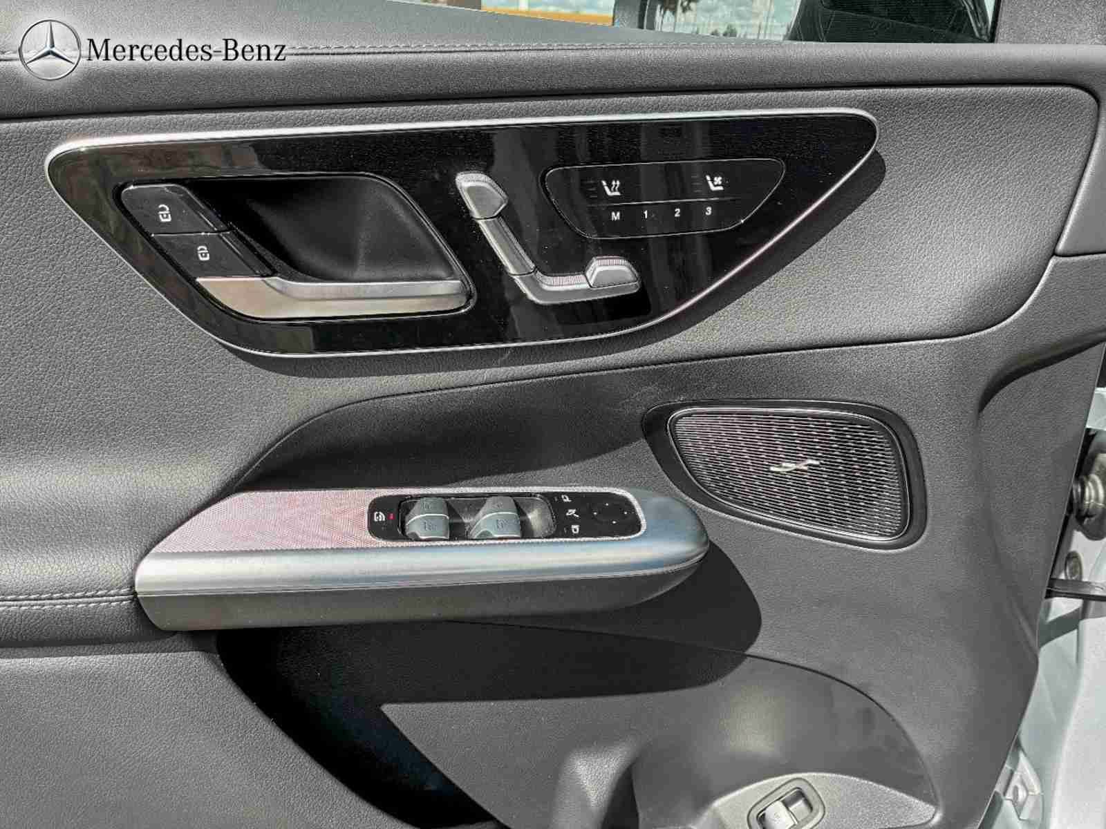 Mercedes-Benz GLC 300 de 4M AMG AHK+Night+Pano+Distro+Spurhalt