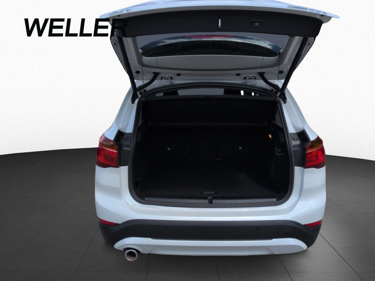 BMW X1 xDrive 25e Advantage - Samsaru's Car Outlet