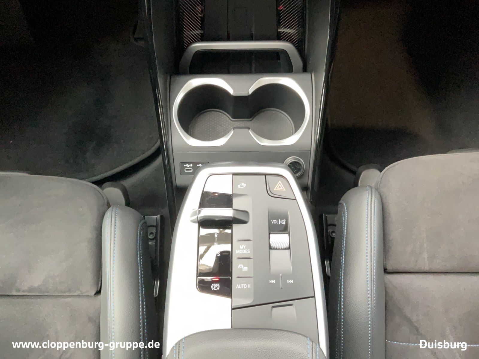 BMW X1 xDrive25e M Sportpaket - Samsaru's Car Outlet