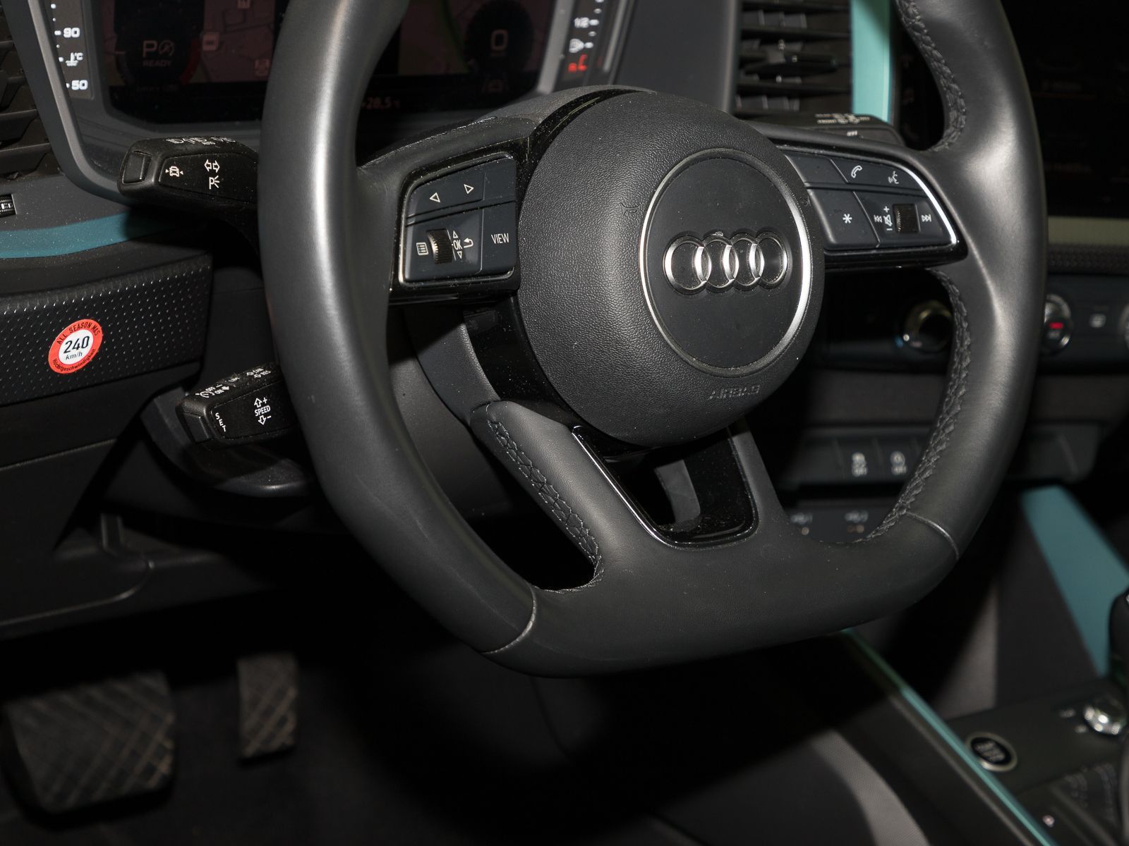 Audi A1 Sportback 25 TFSI ADVANCED - Samsaru's Car Outlet