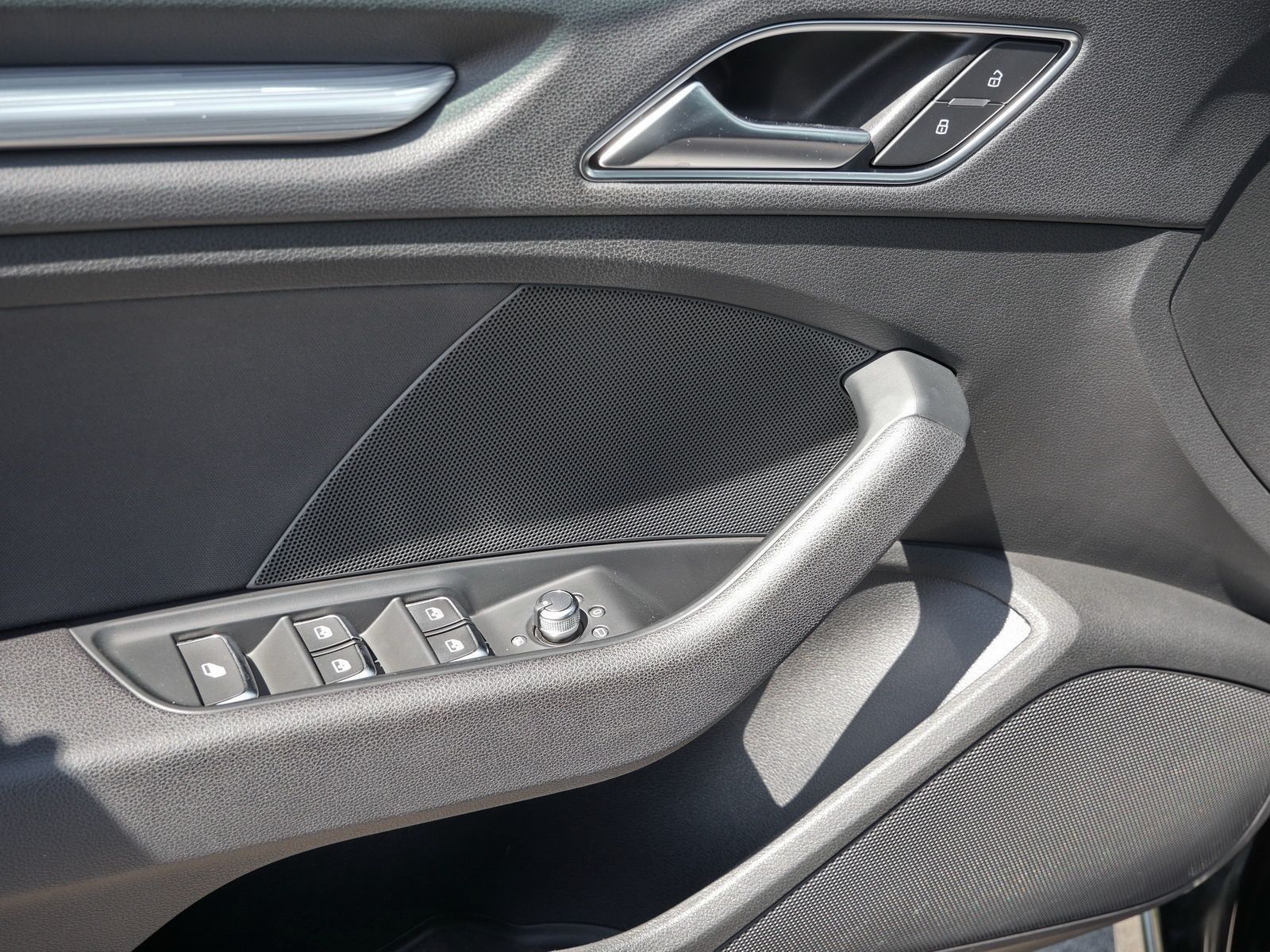 Audi A3 Cabriolet 35 TFSI S line - Samsaru's Car Outlet