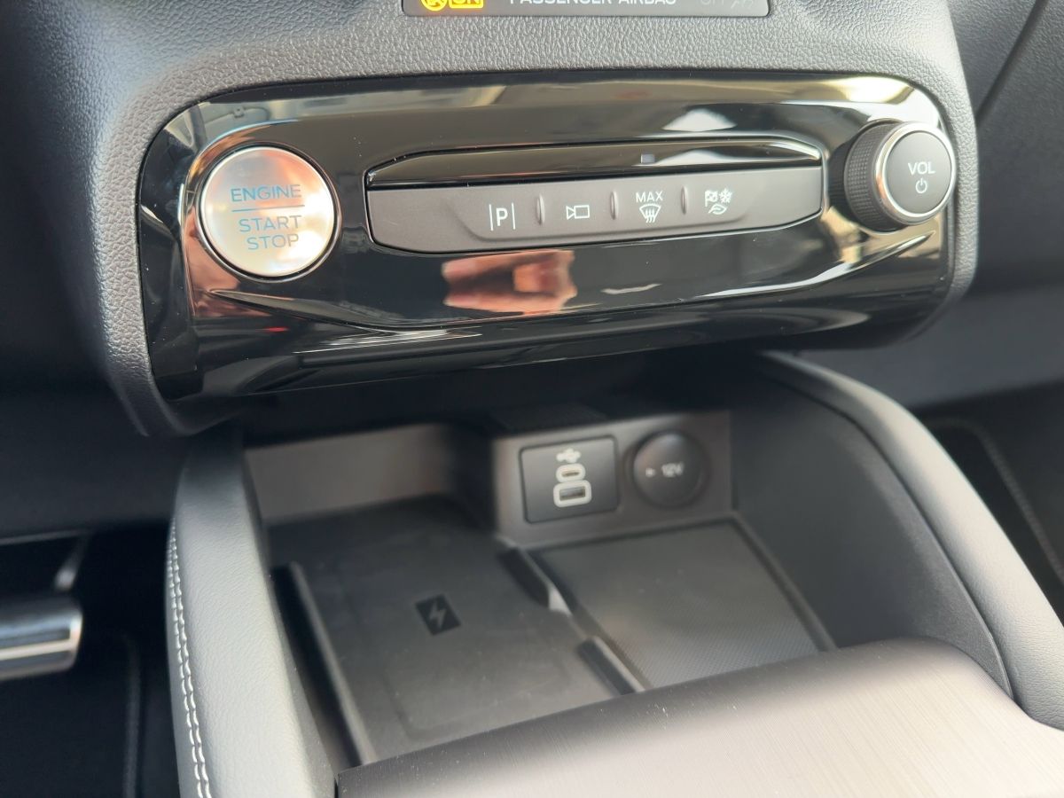 Ford KUGA Active X - Samsaru's Car Outlet