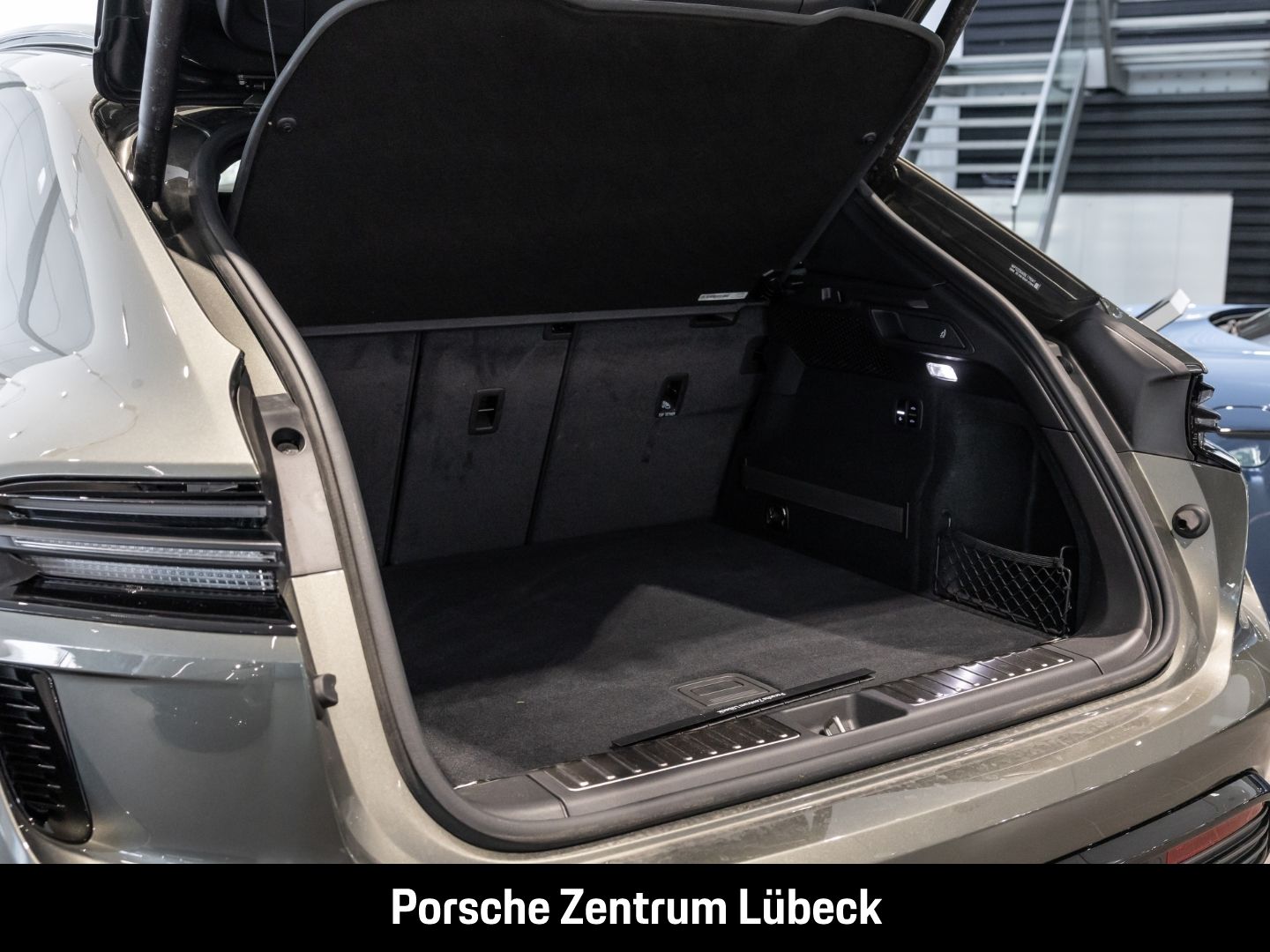 Porsche Macan Turbo BOSE Panoramadach Surround-View LED
