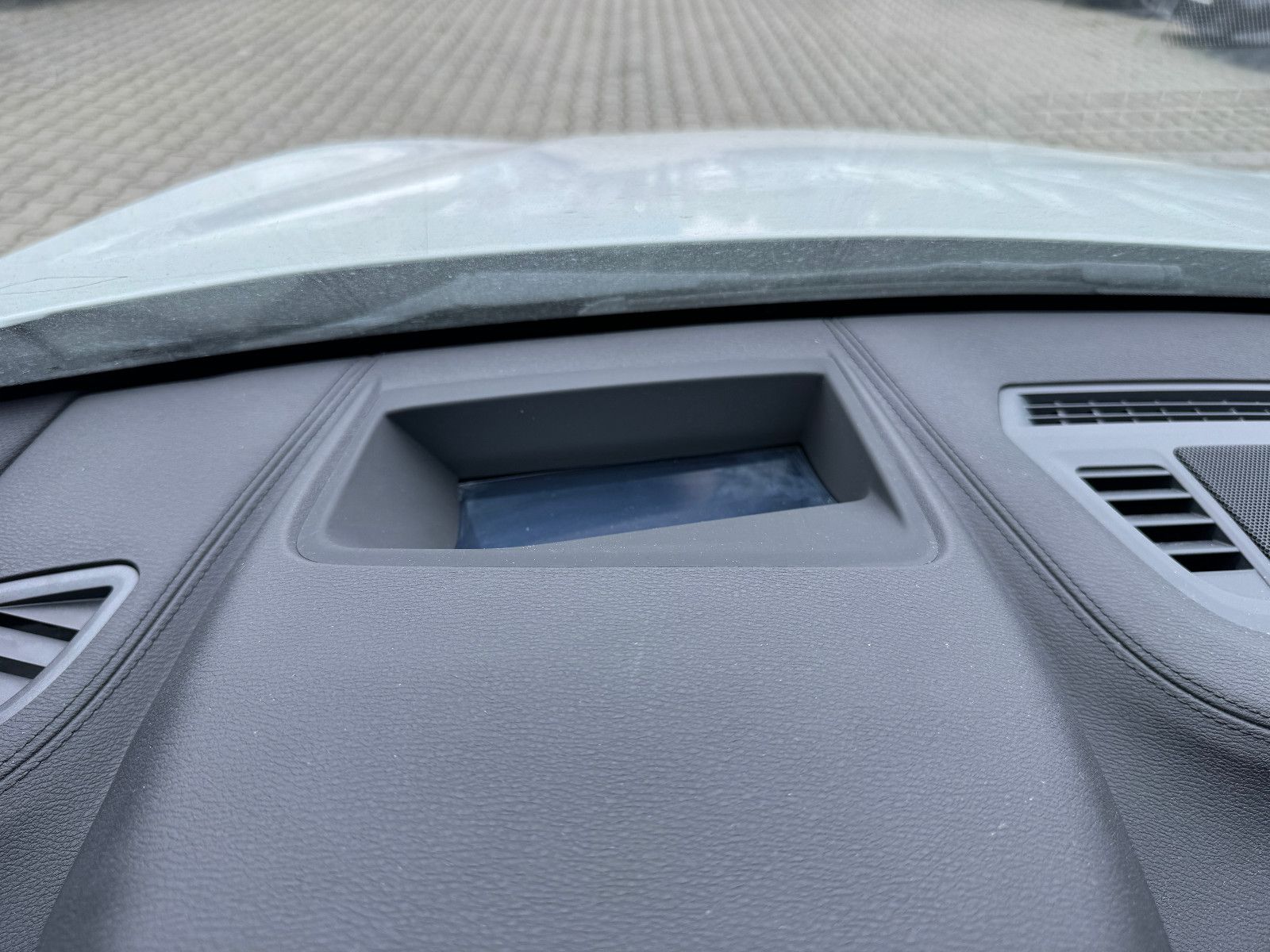 BMW X1 xDrive 25 e M Sport - Samsaru's Car Outlet