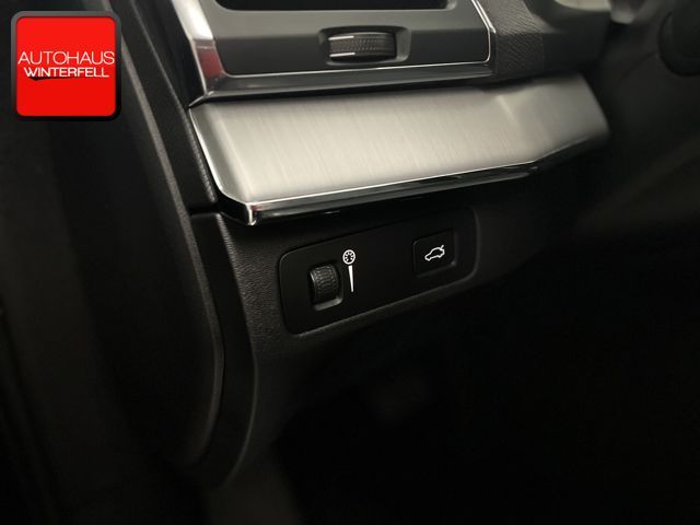 Volvo XC90 B5 AWD - Samsaru's Car Outlet