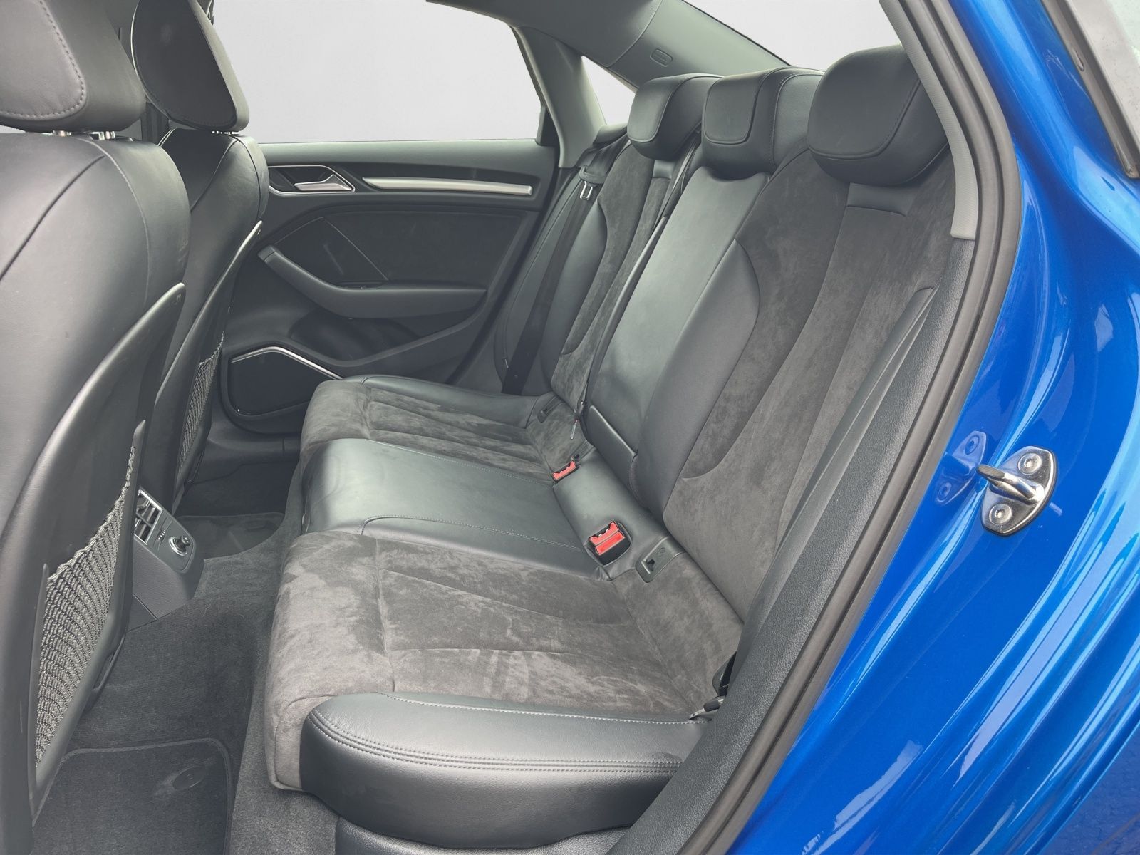 Audi A3 Limousine Sport 40 TFSI QUATTRO - Samsaru's Car Outlet