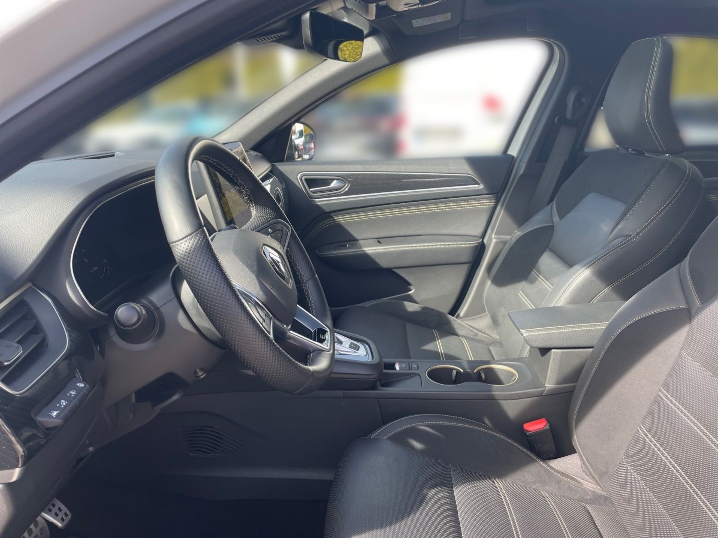 Renault Arkana E-TECH engineered hybrid - Samsaru's Car Outlet