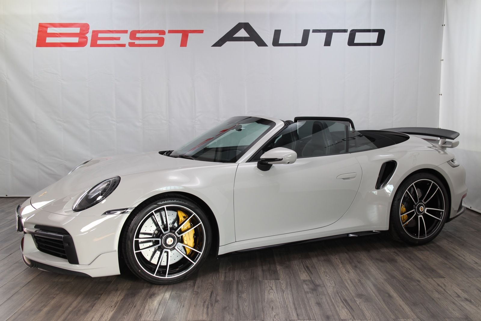 Porsche 911 992 Turbo S Cabriolet Keramik Lift PSAM PDLS