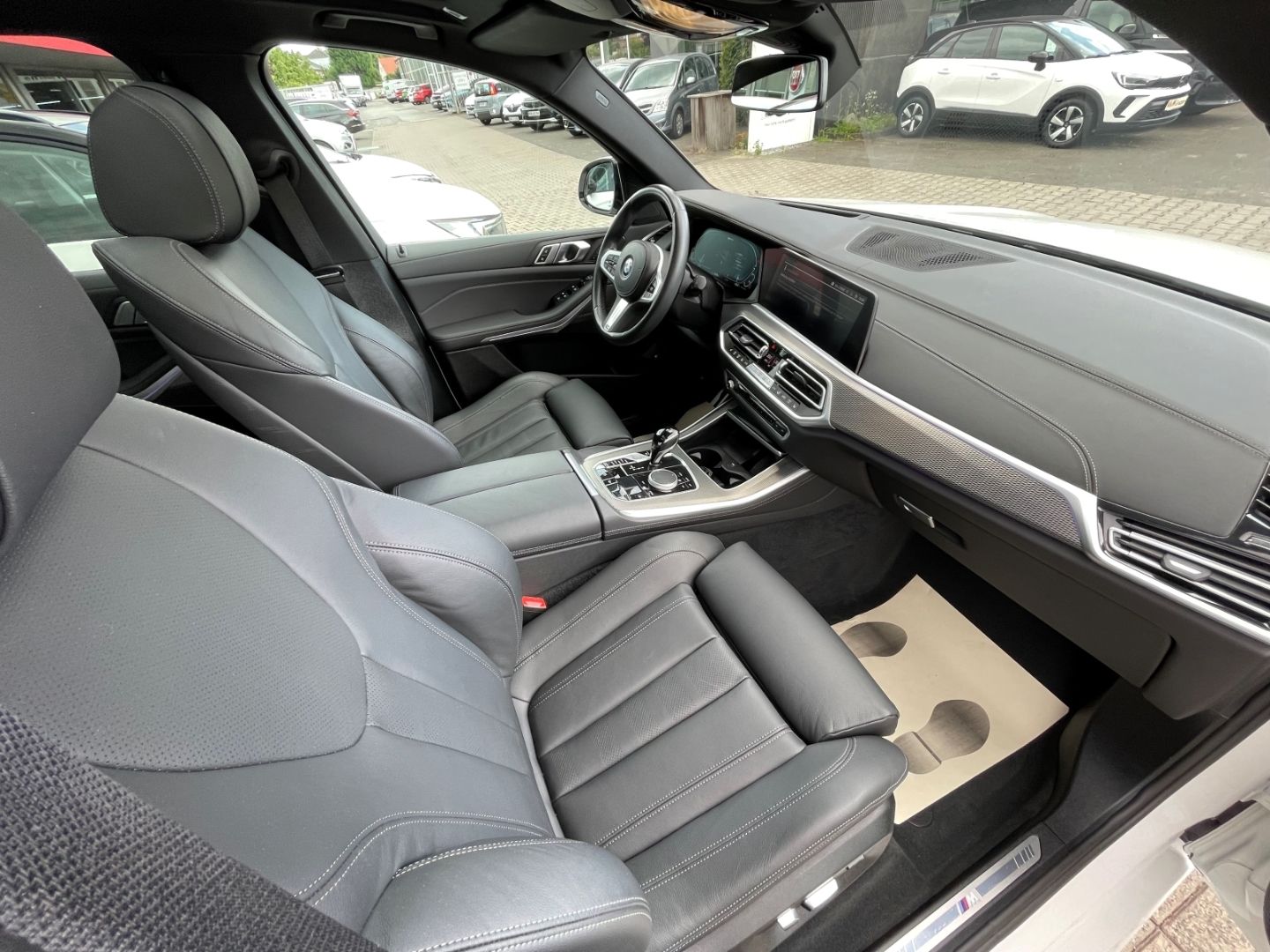 BMW X5 xDrive45e M SPORT PANO LASER PA+ HUD R22 HIFI