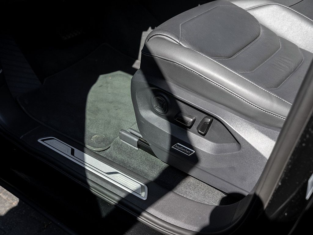Volkswagen Touareg 3.0 TDI Elegance 4M STHZG AHK IQ DRIVE