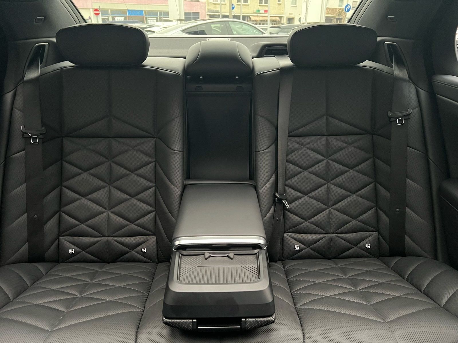BMW 740d xDrive M Sport SkyPano DA/PA Prof Standhz.