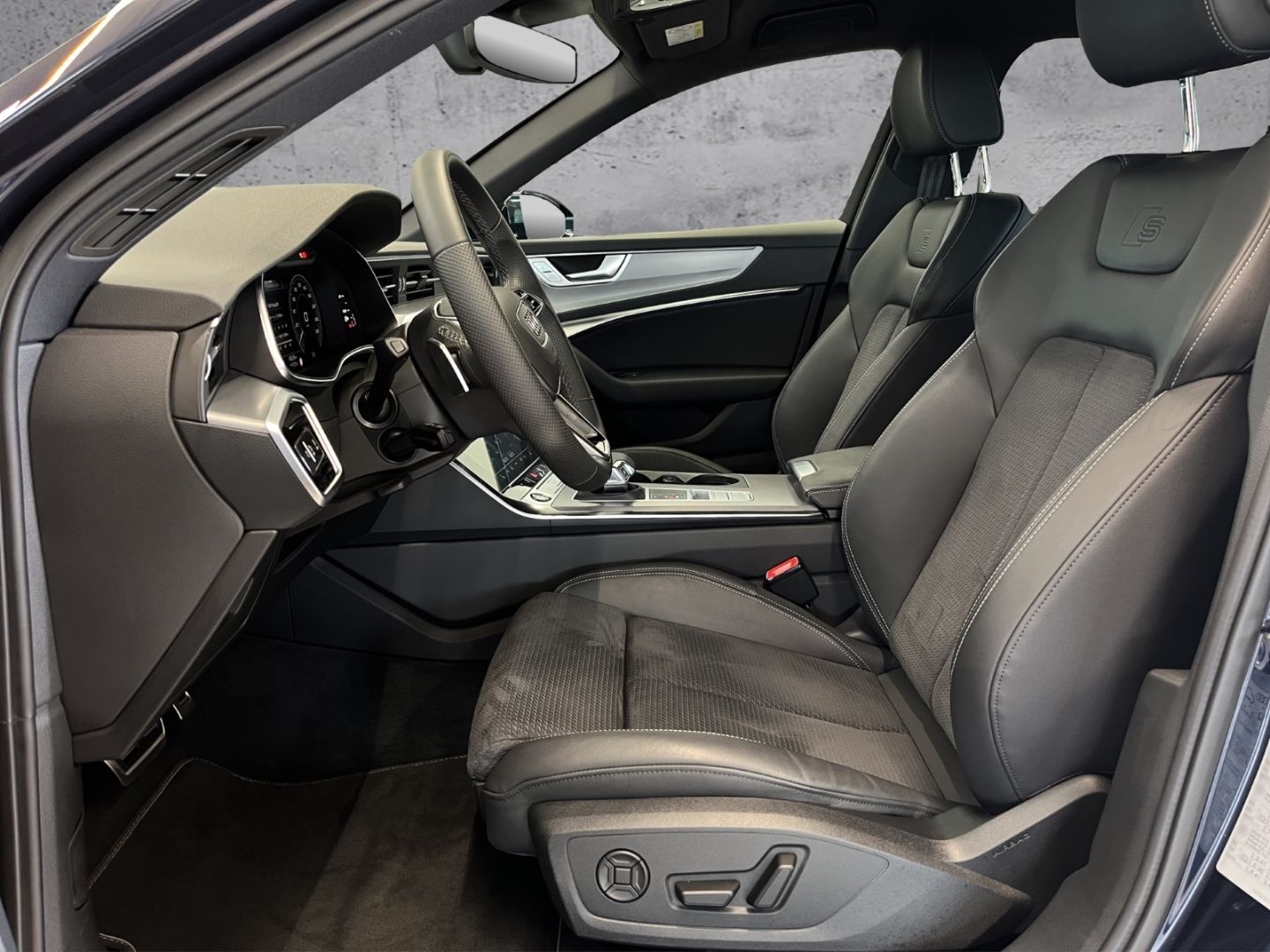Audi A6 Avant 55 TFSI e qu. S line MATRIX 20 HEAD-UP