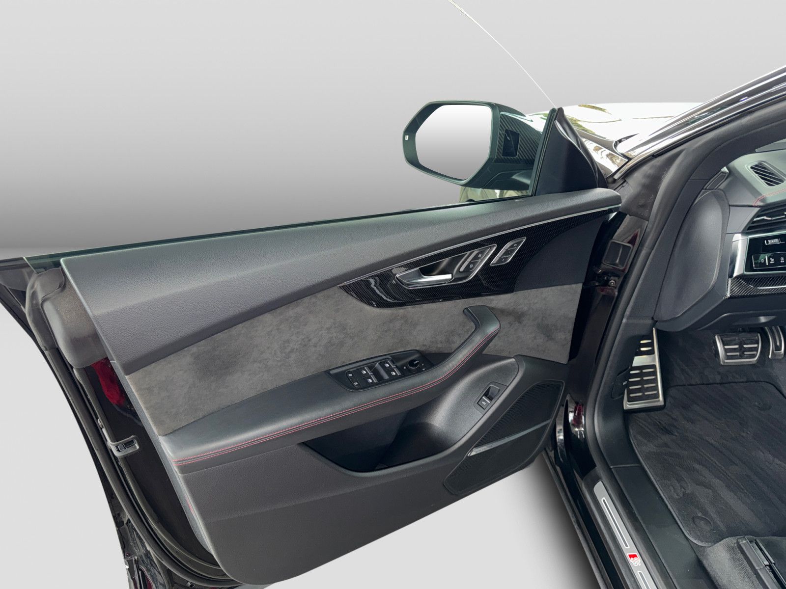 Audi Q8 competition plus 55TFSI quattro S-trc S-Line