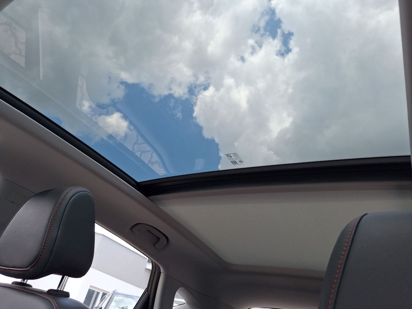 MG ZS EV MAXIMAL LUXERY NAVI PANORAMA LED PDC RFK