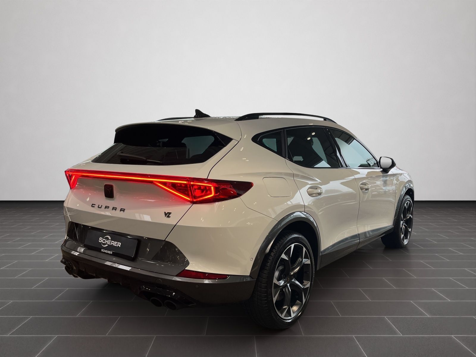 Cupra Formentor VZ 2.0 TSI 4DRIVE - Samsaru's Car Outlet