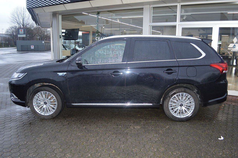 Mitsubishi PHEV OUTLANDER PHEV TOP