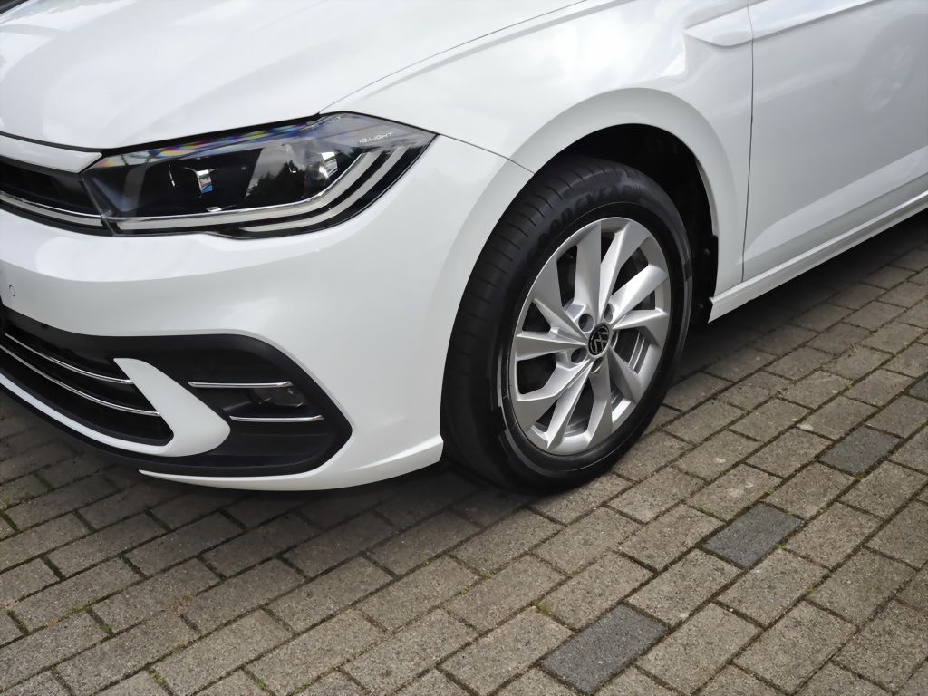 Volkswagen Polo 1.0 TSI Style DSG - Samsaru's Car Outlet