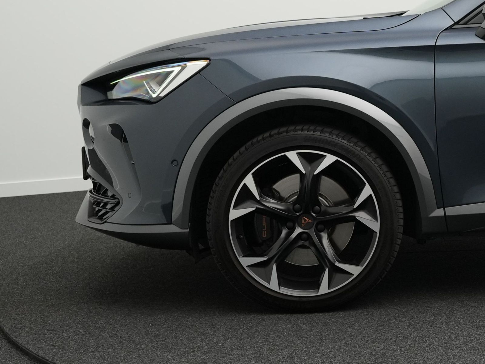 Cupra Formentor VZ 2.0 TSI 4Drive DSG *ACC*AHK*PANO*19