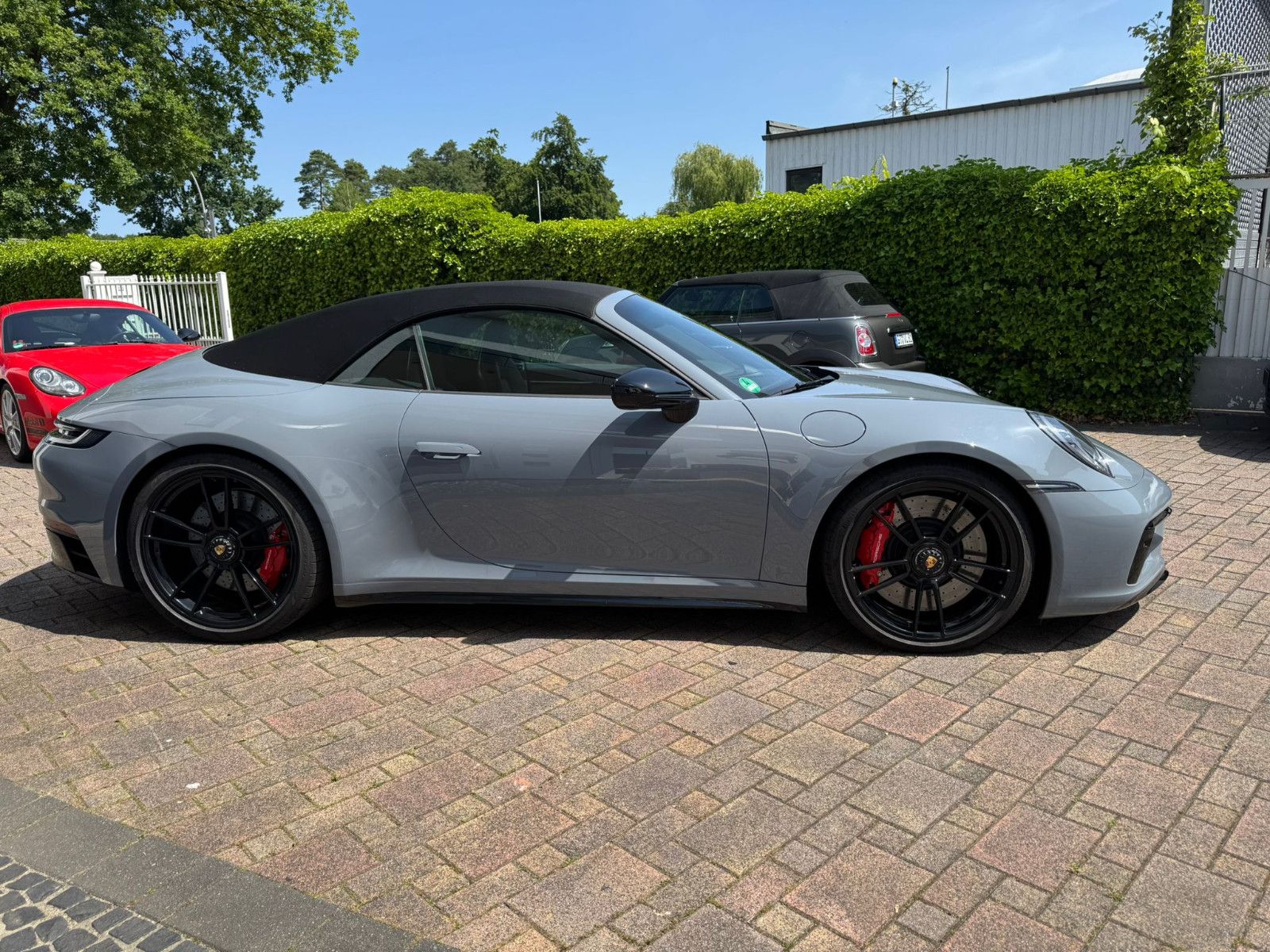 Porsche GTS; Cabrio; NP 208.000; Burmester uvm.