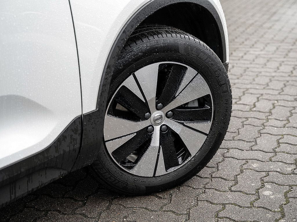 Volvo XC40 T4 Recharge Inscription Expression
