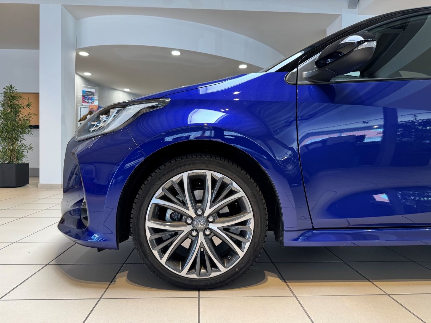 Toyota Yaris Hybrid Style Plus / CarPlay&Android Auto /