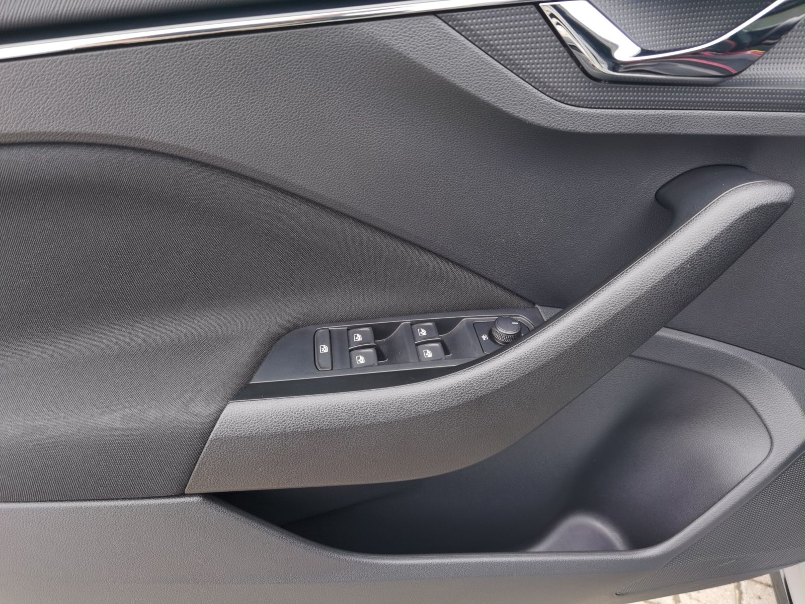 Skoda Kamiq 1.5 TSI DSG Monte Carlo - Samsaru's Car Outlet