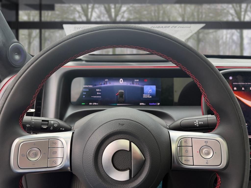 Smart #5 AWD Brabus 360 DISTR KAMERA PANO SPUR STANDH