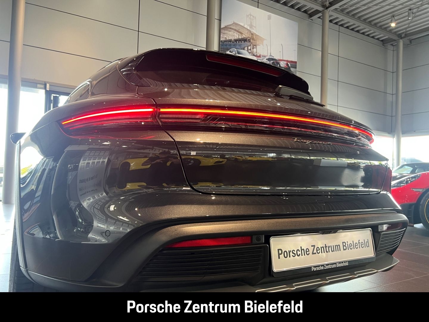 Porsche Taycan 4 Cross Turismo BOSE 20-Zoll Panoramadach