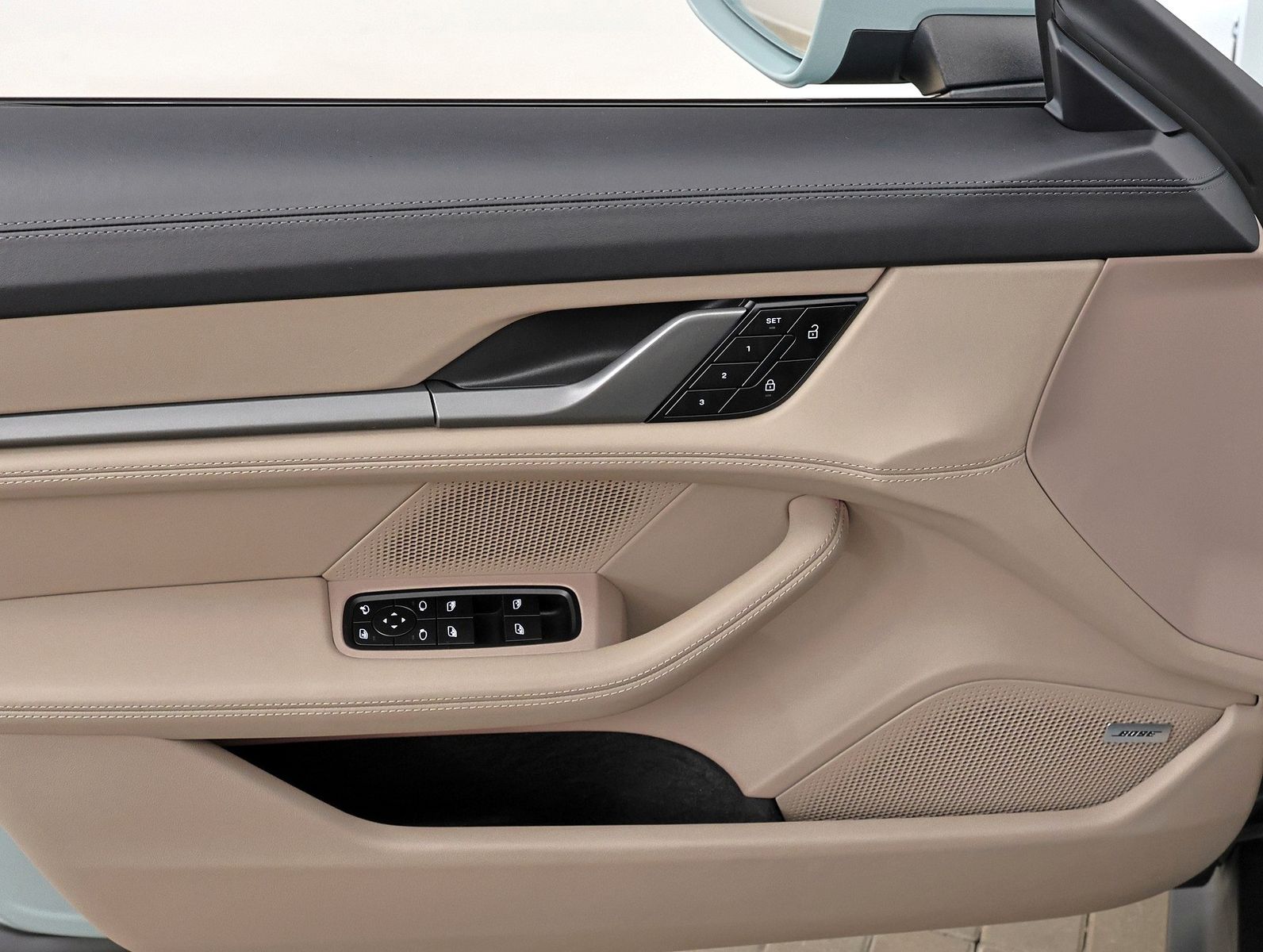 Porsche Taycan 4S