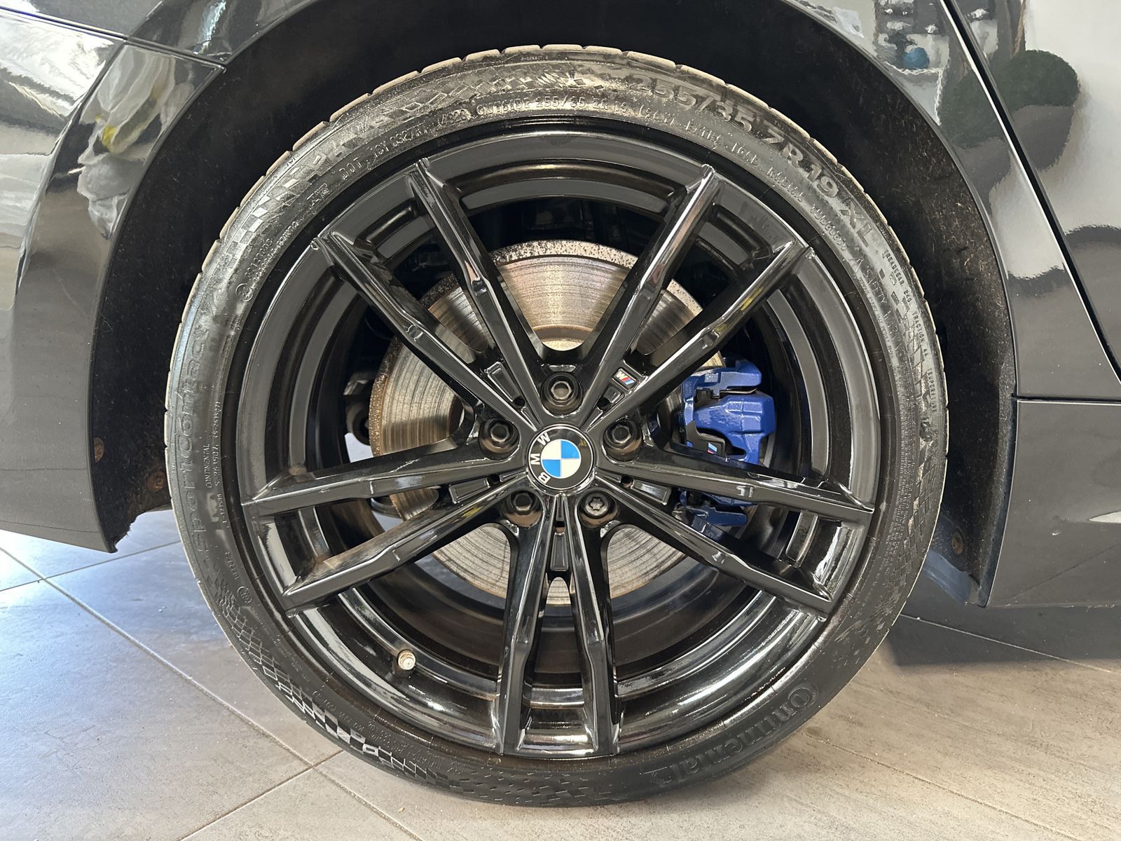 BMW 330e Touring M-Sport - Samsaru's Car Outlet