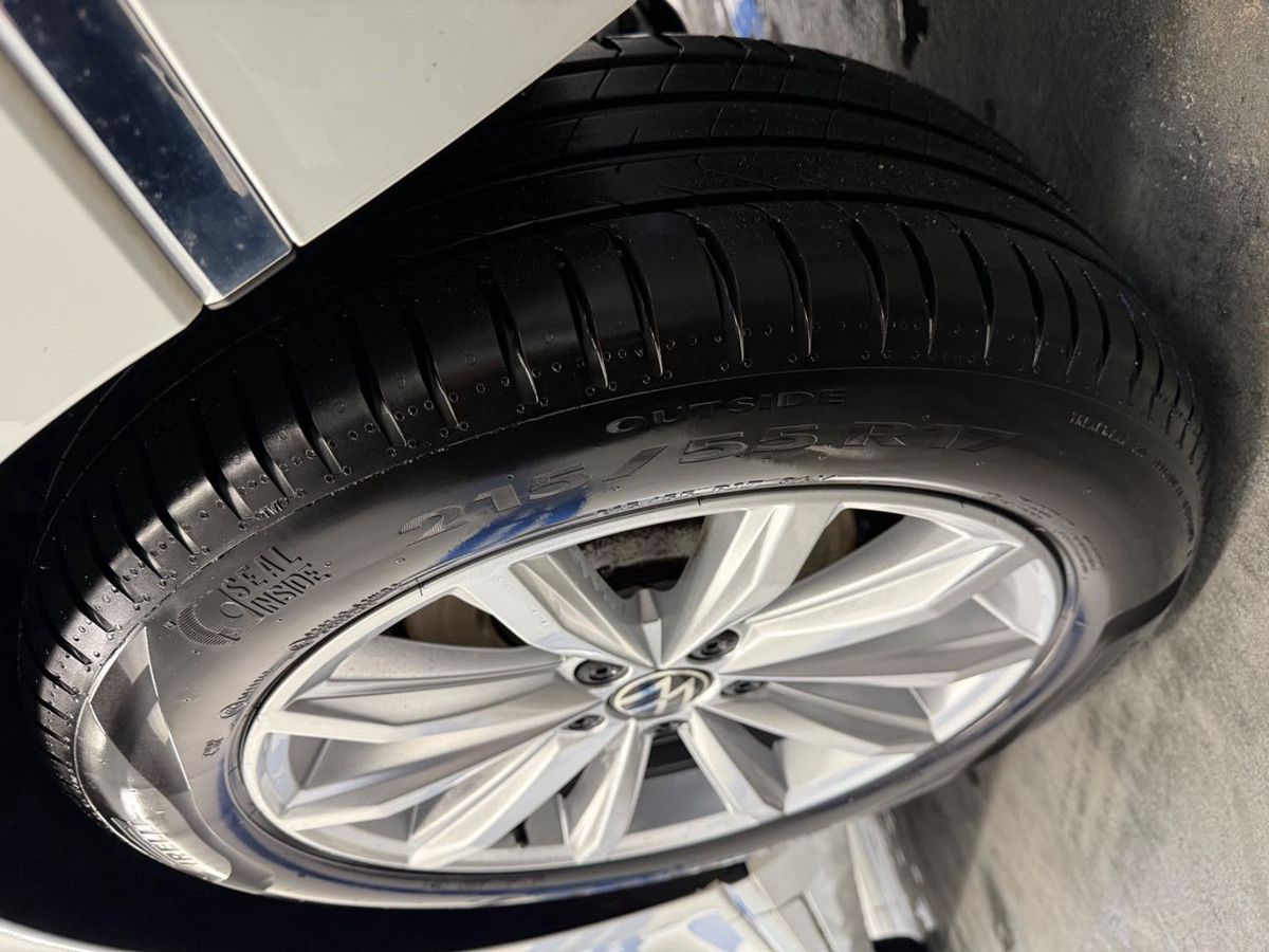 Volkswagen Passat Elegance 1.5 TSI - Samsaru's Car Outlet