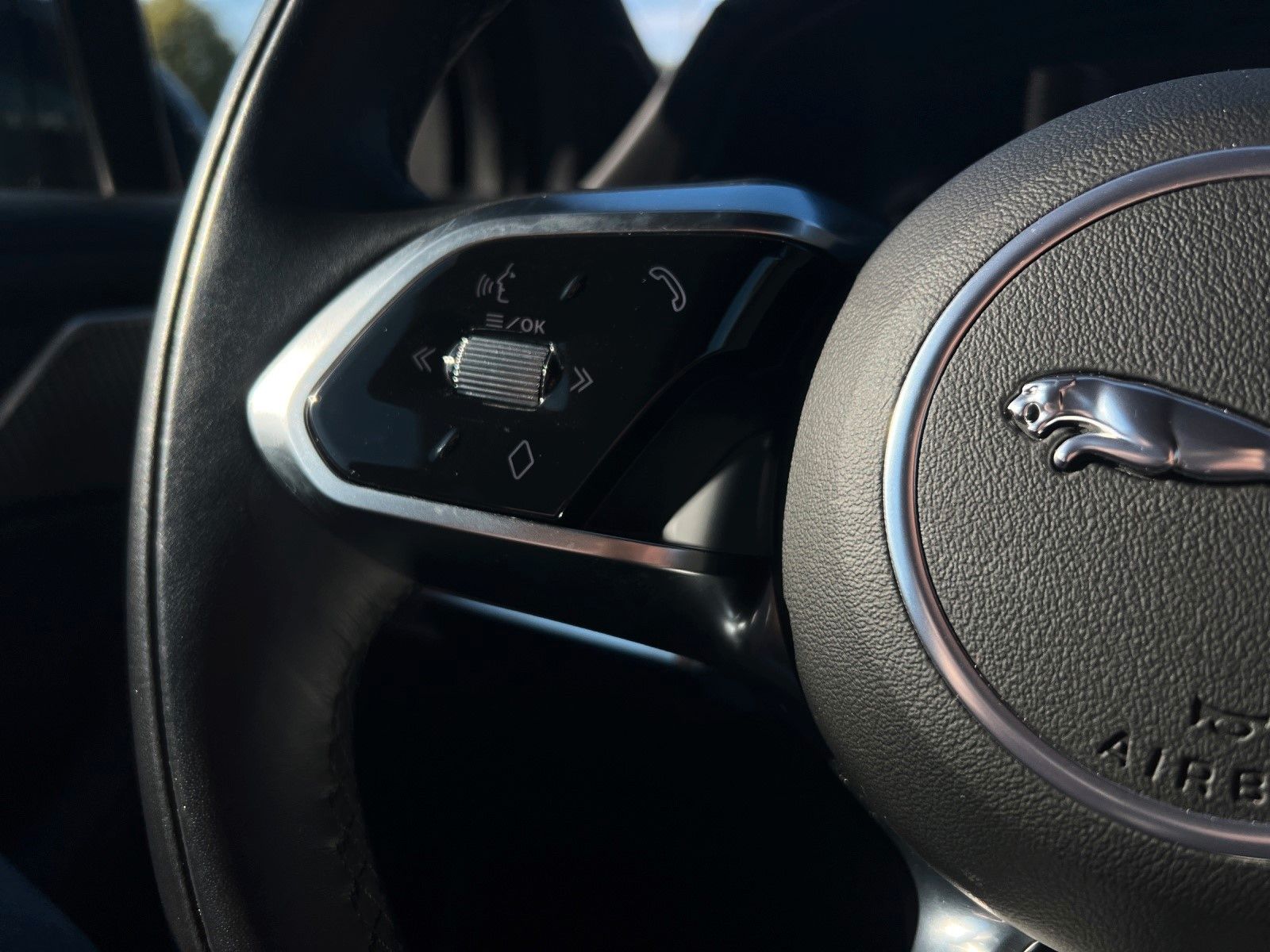 Jaguar I-Pace EV400 S/Panorama/Keyless