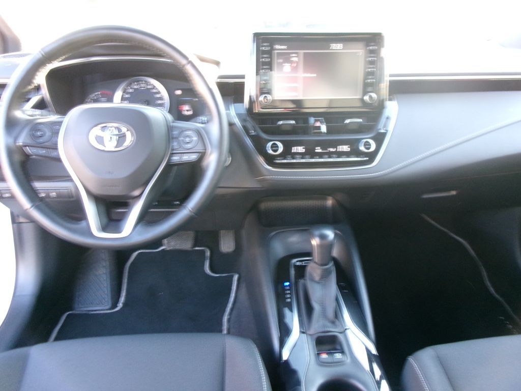 Toyota Corolla 1.8 Hybrid Comfort - Samsaru's Car Outlet