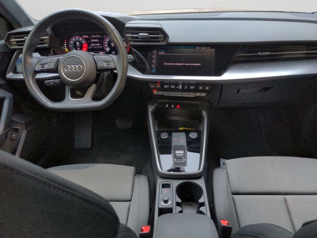 Audi A3 Sportback 30TFSI S tronic Advanced LED AHK Na