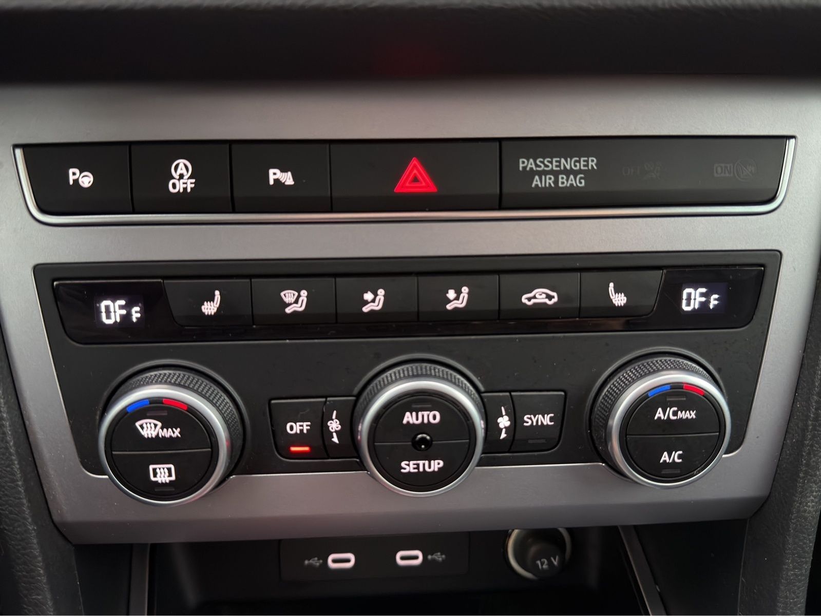 Seat Ateca 2.0 TDI DSG FR LM18 AHK BEATS NAVI+ KAMERA