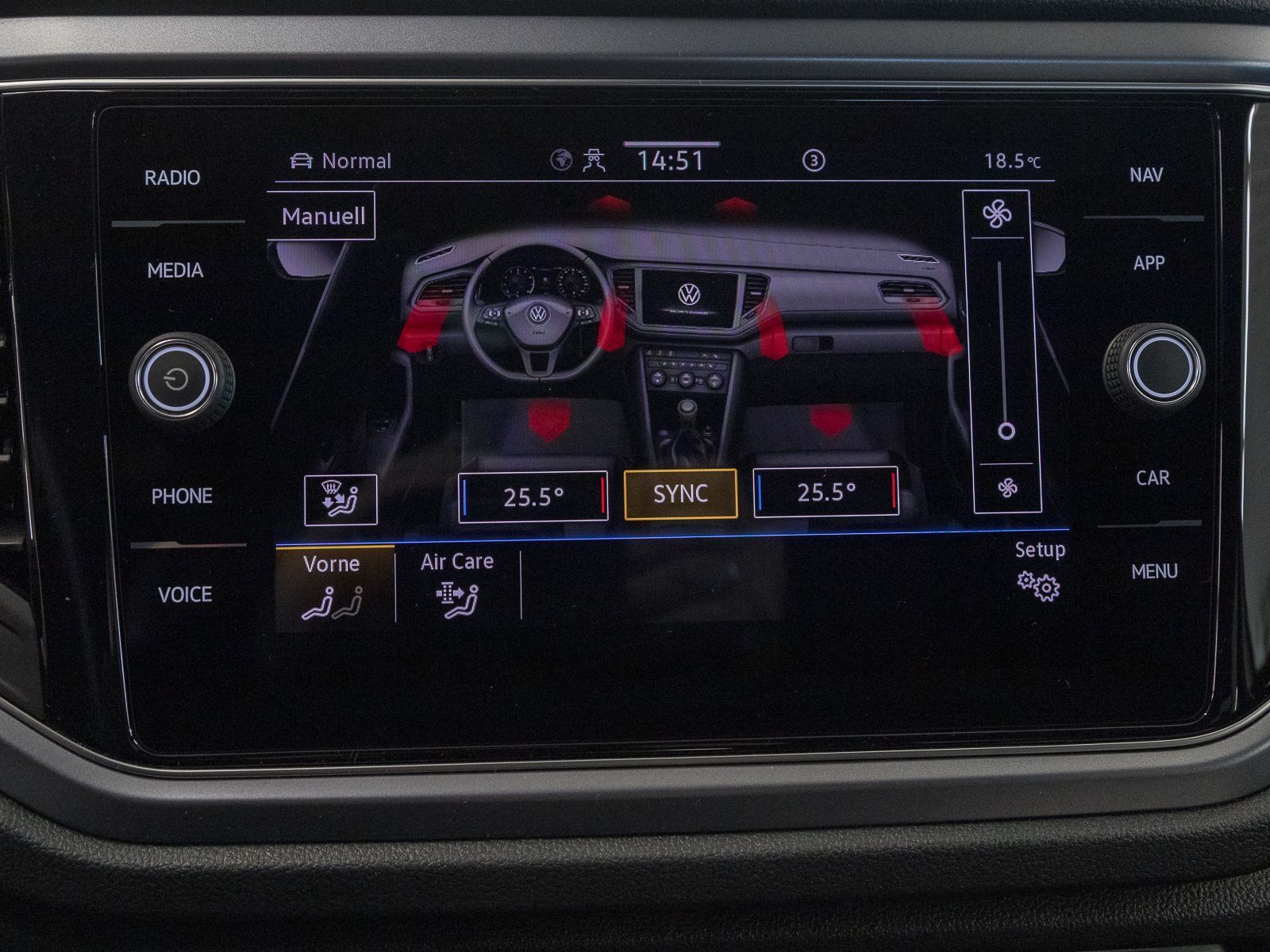 Volkswagen T-Roc 1.5 TSI DSG STYLE - Samsaru's Car Outlet