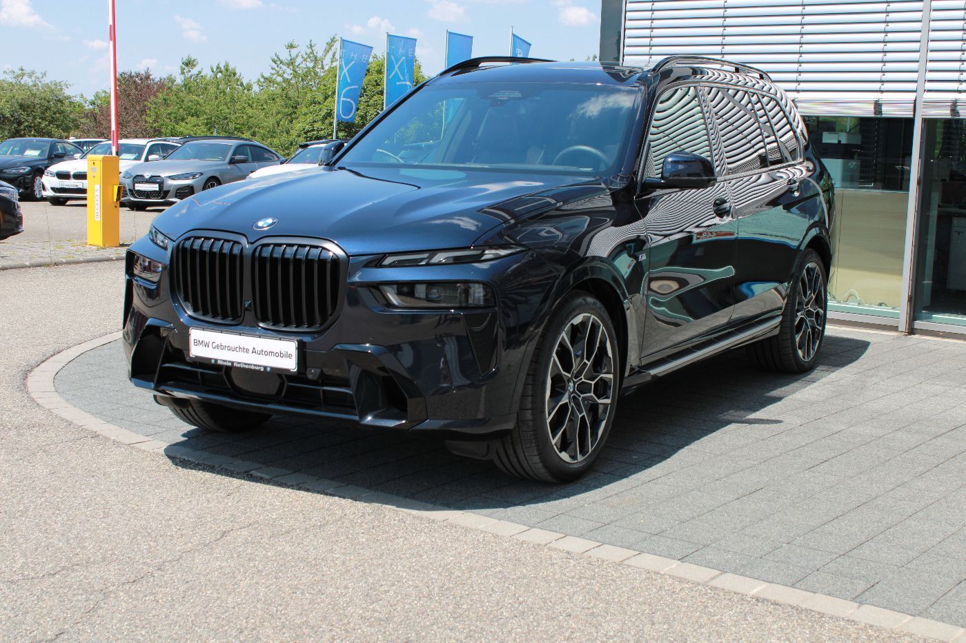 BMW X7 xDrive40i M Sport pro ExecutivePro PanoSky