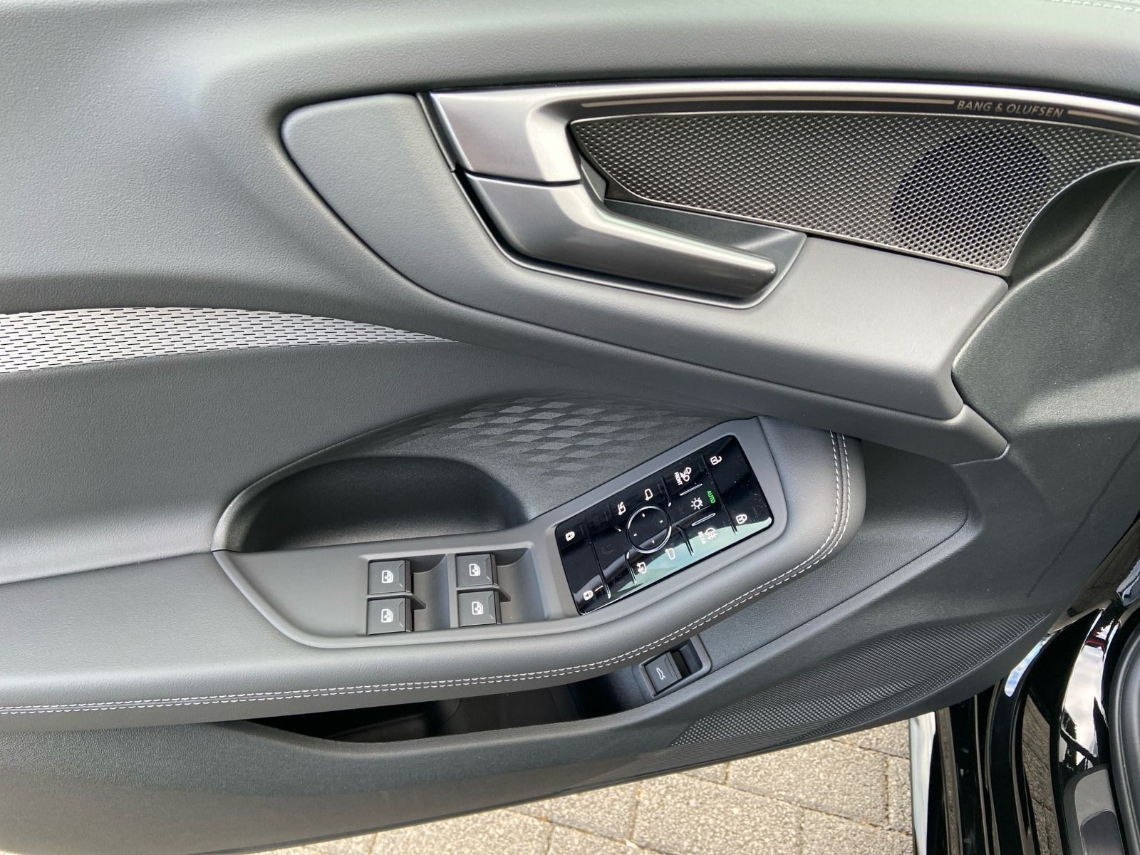 Audi A5 Avant TFSI qu. S line*LED*HuD*AHK*20Zoll**