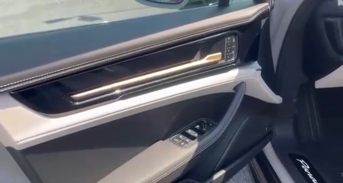 Porsche Panamera 4 S E-Hybrid SportDesign Active Ride Ex