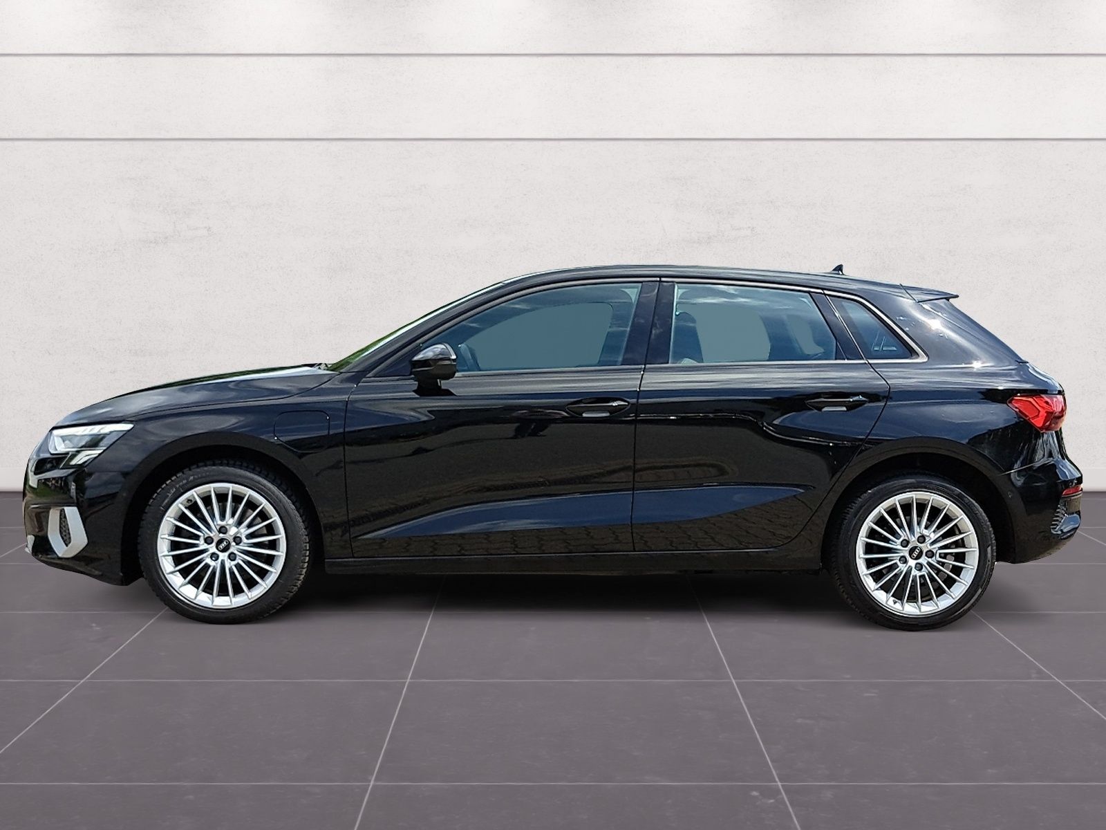 Audi A3 Sportback advanced 40 TFSIe S tronic - Samsaru's Car Outlet