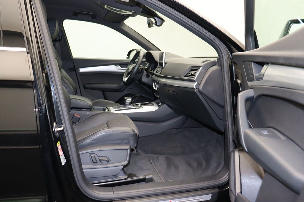 Audi Q5 50 TFSI e quattro S line - Samsaru's Car Outlet