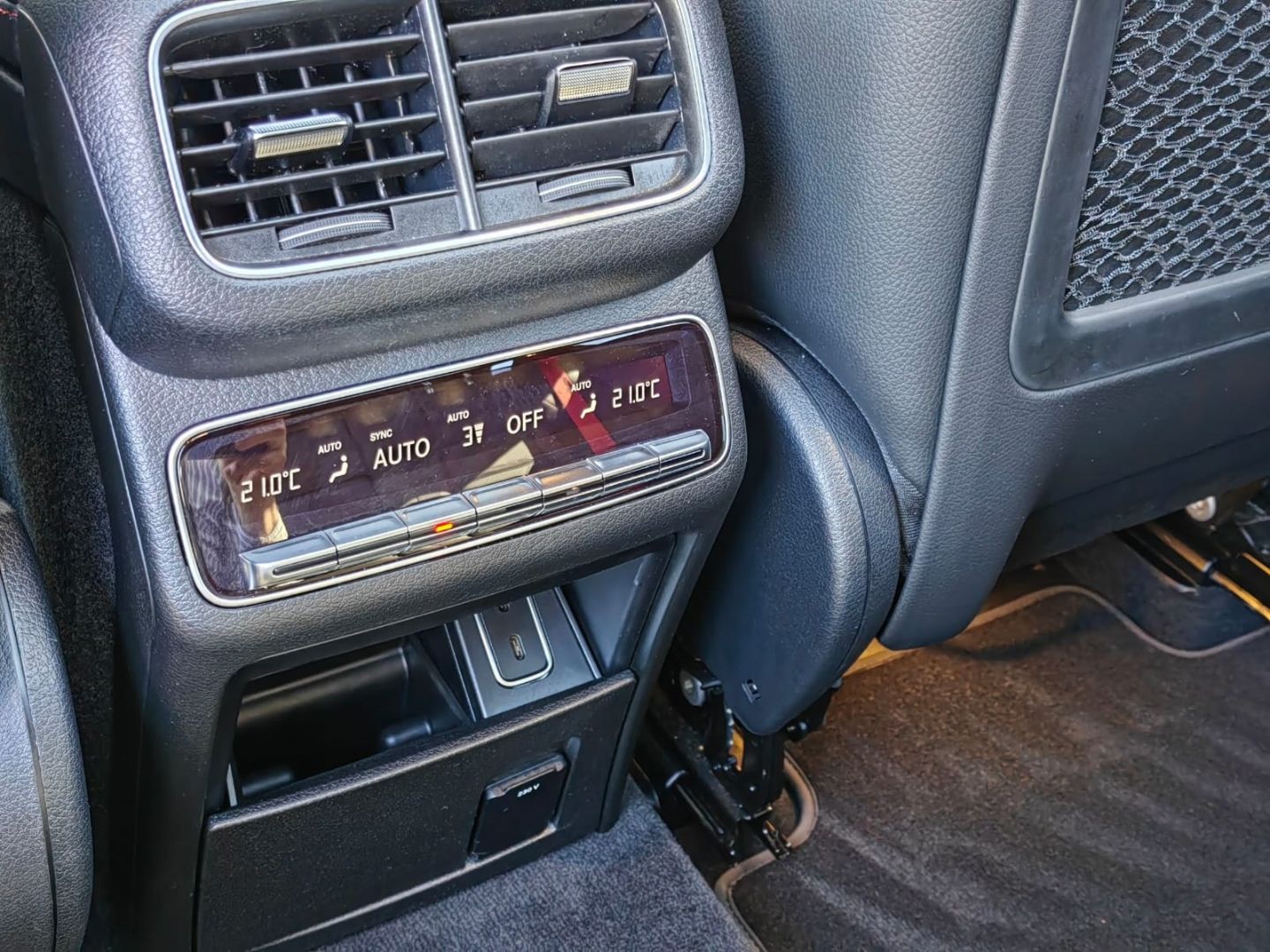 Mercedes-Benz GLE 53 AMG 4M+ AIR PANO HUD BURMESTER 360° R22